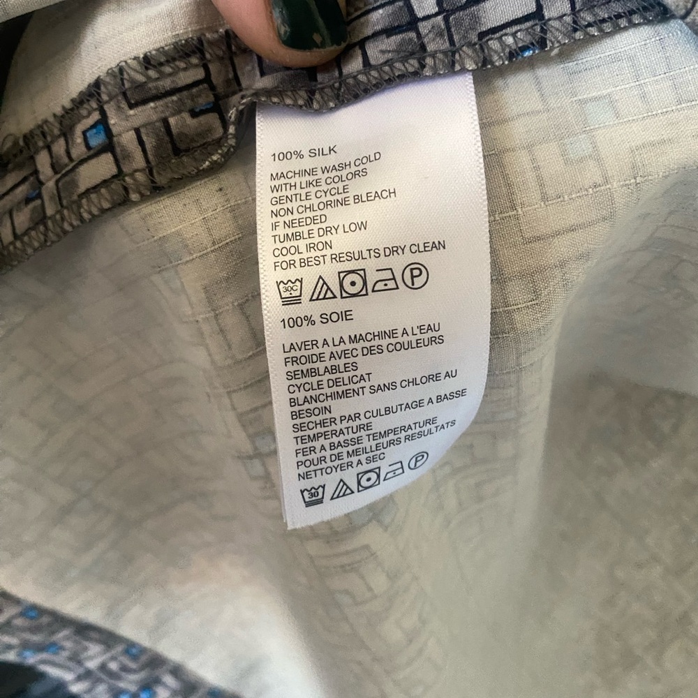 Tommy Bahama Button Down - image 3